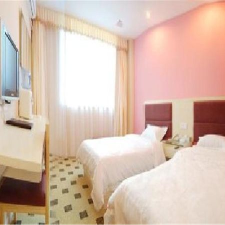 Guangzhou Shangjiuwan Hotel Номер фото